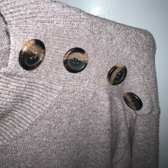 LOFT small petite oversized sweater - Picture 5 of 6